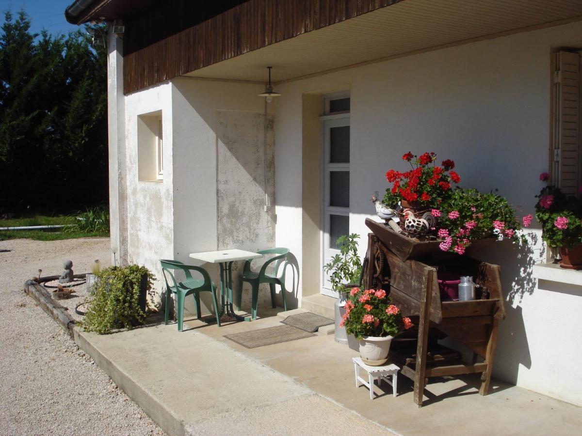 L'orée des bois Dommartin-Les-Cuiseaux Exterior foto